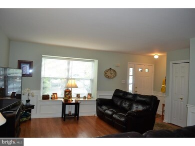 127 Regal Ct unit 127, Royersford, PA 19468 - photo 2