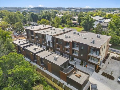 319 SE Market Aly unit 202, Bentonville, AR 72712 - photo 4