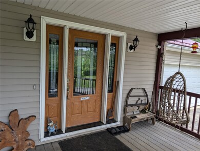 9492 Hill Rd, Conneautville, PA 16406 - photo 3