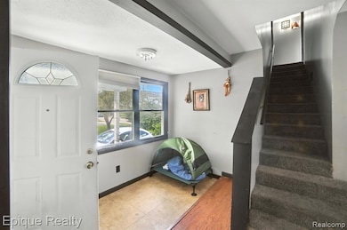 113 Hancock St, Manistee, MI 49660 - photo 6