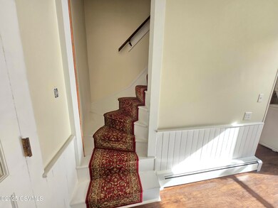 129 Spruce Aly, Milton, PA 17847 - photo 6