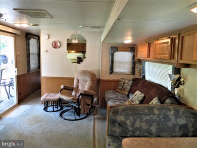 41-24 Buffalo Pass, Falling Waters, WV 25419 - photo 6