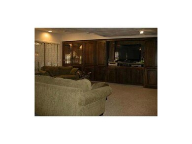 223 Richmond Dr, Warwick, RI 02888 - photo 6