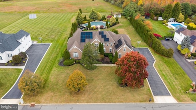 8 Sherwood Ln, Columbus, NJ 08022 - photo 5