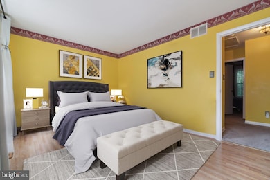 9096 Lambskin Ln, Columbia, MD 21045 - photo 2