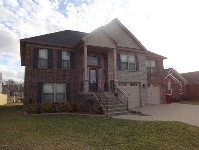 11704 Taylor Rae Dr, Louisville, KY 40229 - photo 7