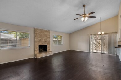 23507 Harpergate Dr, Spring, TX 77373 - photo 3