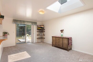 8023 W Glen Dr, Everett, WA 98203 - photo 7