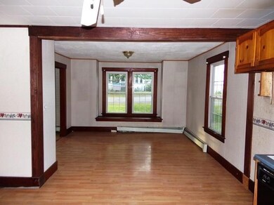 21 Crosby St, Dexter, ME 04930 - photo 3