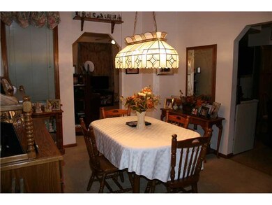 Dining Room. Spacious dining room