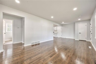 12301 E 48th St S, Independence, MO 64055 - photo 4