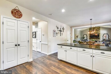 22 Blossom Tree Ct, Stafford, VA 22554 - photo 6