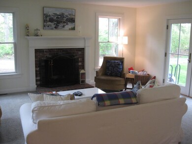 21 Upper Douglas Ln, Oak Bluffs, MA 02557 - photo 6