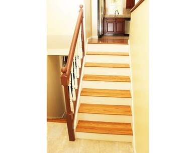 72 Number 10 Schoolhouse Rd, Charlton, MA 01507 - photo 4