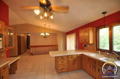 1520 NW Carlson Rd, Topeka, KS 66615 - photo 5