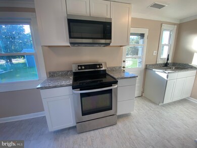 435 Martin Dr, New Castle, DE 19720 - photo 6