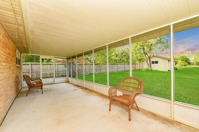 your very own sun room, screened in porch!
