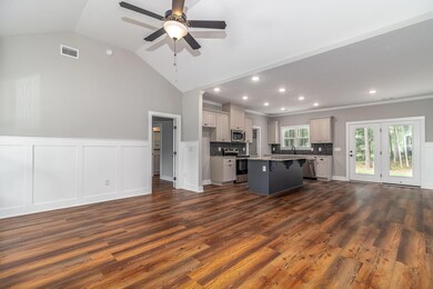 12-web-or-mls-125 JACKIE WAY (c)--3