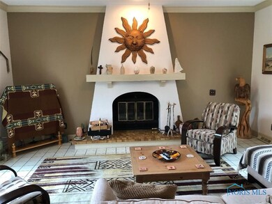 Gorgeous Southwest Livingroom with Lovely Tile Flo