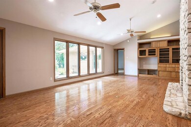 1400 Martha Dr, Bedford, TX 76022 - photo 5