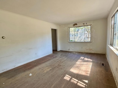 110 Erie Rd, Columbus, OH 43214 - photo 6