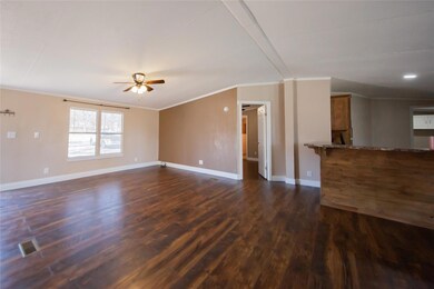 153 Alice Springs Ln, Weatherford, TX 76085 - photo 5