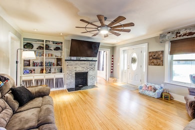 311 E Main St, Waverly, TN 37185 - photo 3