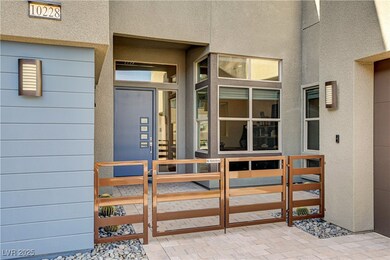 Lovely courtyard entry