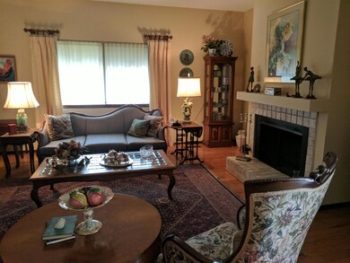 5800 Elmwood Dr NE, Albuquerque, NM 87109 - photo 2