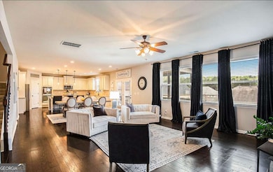 3217 Bowlin Dr, Fairburn, GA 30213 - photo 4