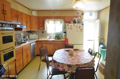 116 S Highland Ave, Baltimore, MD 21224 - photo 6