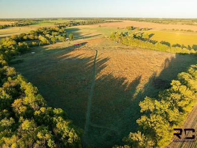 4794 SW Clem Rd, Columbus, KS 66725 - photo 4