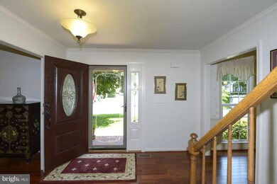 11601 Everglade Ct, North Potomac, MD 20878 - photo 4