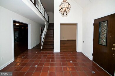 9601 Weathered Oak Ct, Bethesda, MD 20817 - photo 7