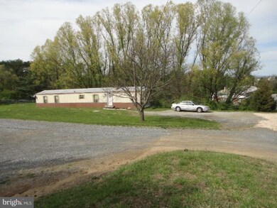 1071 Hade Rd, Chambersburg, PA 17202 - photo 6