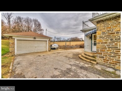815 E Main St, Dallastown, PA 17313 - photo 6