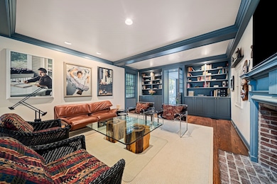 106 Farlow Rd, Newton, MA 02458 - photo 3