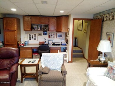 Heatherview LL familyroom