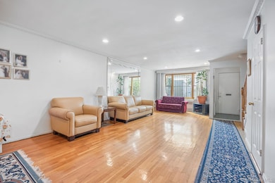 14759 71st Ave, Flushing, NY 11367 - photo 3