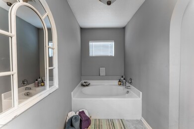 2640 Bluewave Dr, Middleburg, FL 32068 - photo 4