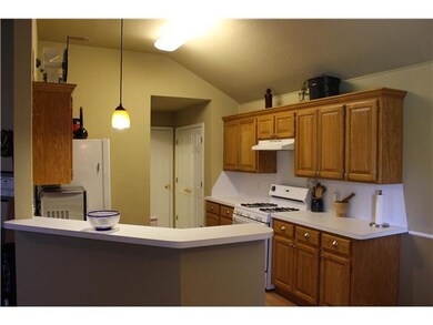 4021 Gyrfalcon Dr, Norman, OK 73072 - photo 6