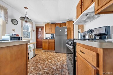 Eat in kitchen , plus seperate dining room area.