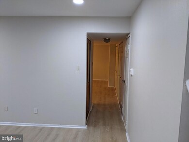 8 Donovan Ct, North Wales, PA 19454 - photo 4