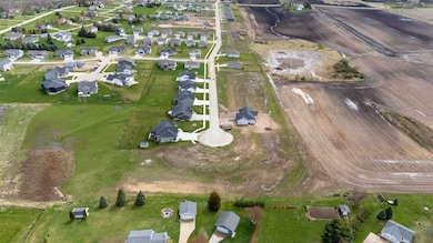 3012 Prairielight Dr, Hiawatha, IA 52411 - photo 3