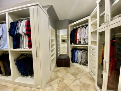 8003 Oakwood Hollow St, Houston, TX 77040 - photo 5