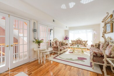 67 Dexter Ave, Staten Island, NY 10309 - photo 5