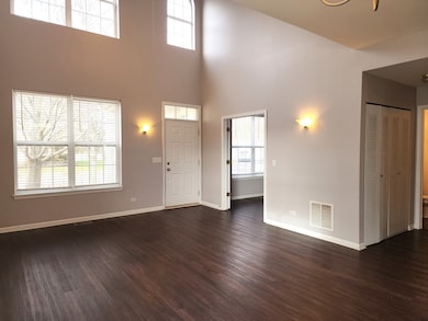 1825 Bluestem Cir, Aurora, IL 60504 - photo 5