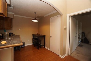 114 E 31st St unit 306, Austin, TX 78705 - photo 4