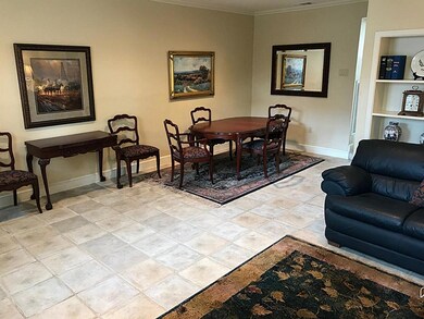 1073 Country Place Dr unit 1073, Houston, TX 77079 - photo 7