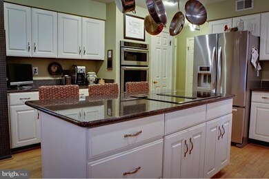 12626 Plow Ct, Fairfax, VA 22030 - photo 6